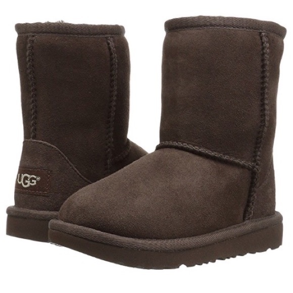 UGG Other - Girls Classic II UGG boots